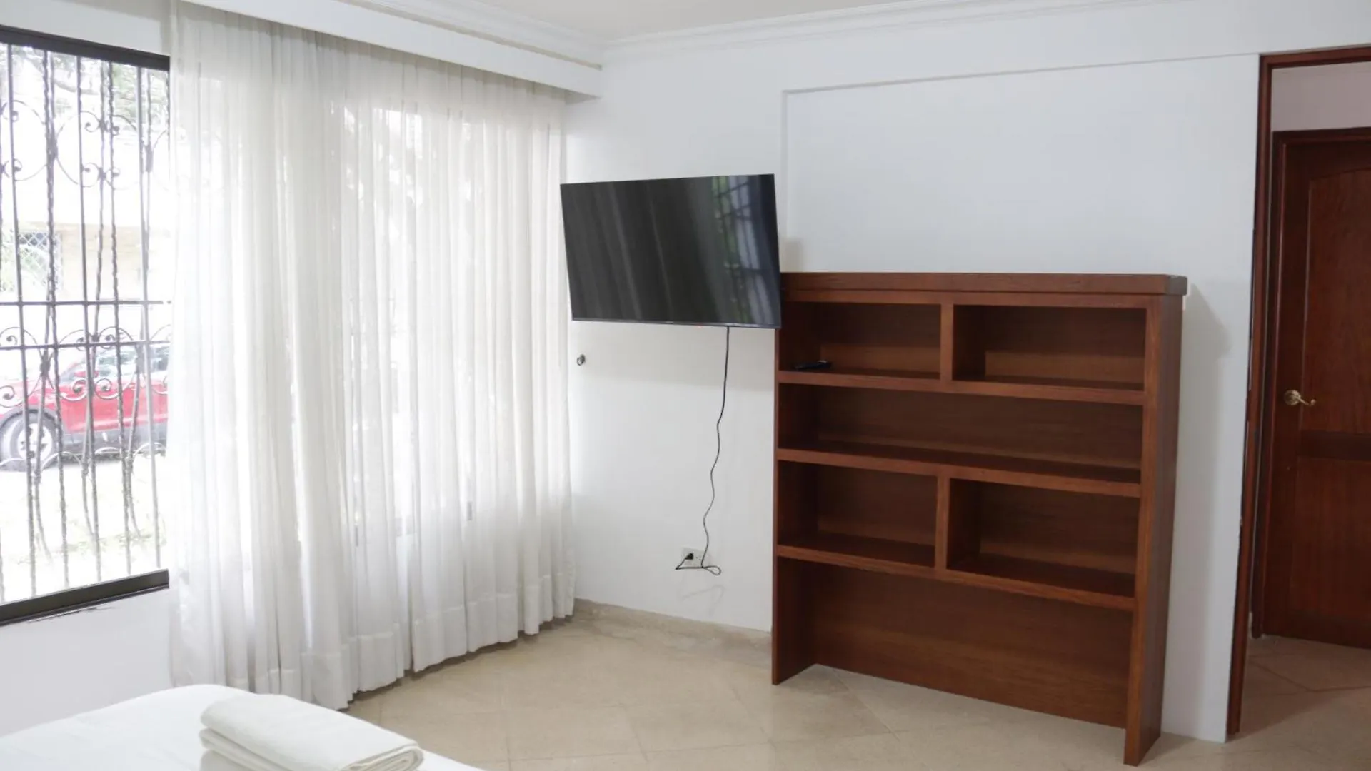 Casa Serene - Habitacion Brisa Medellín Rum i privatbostad