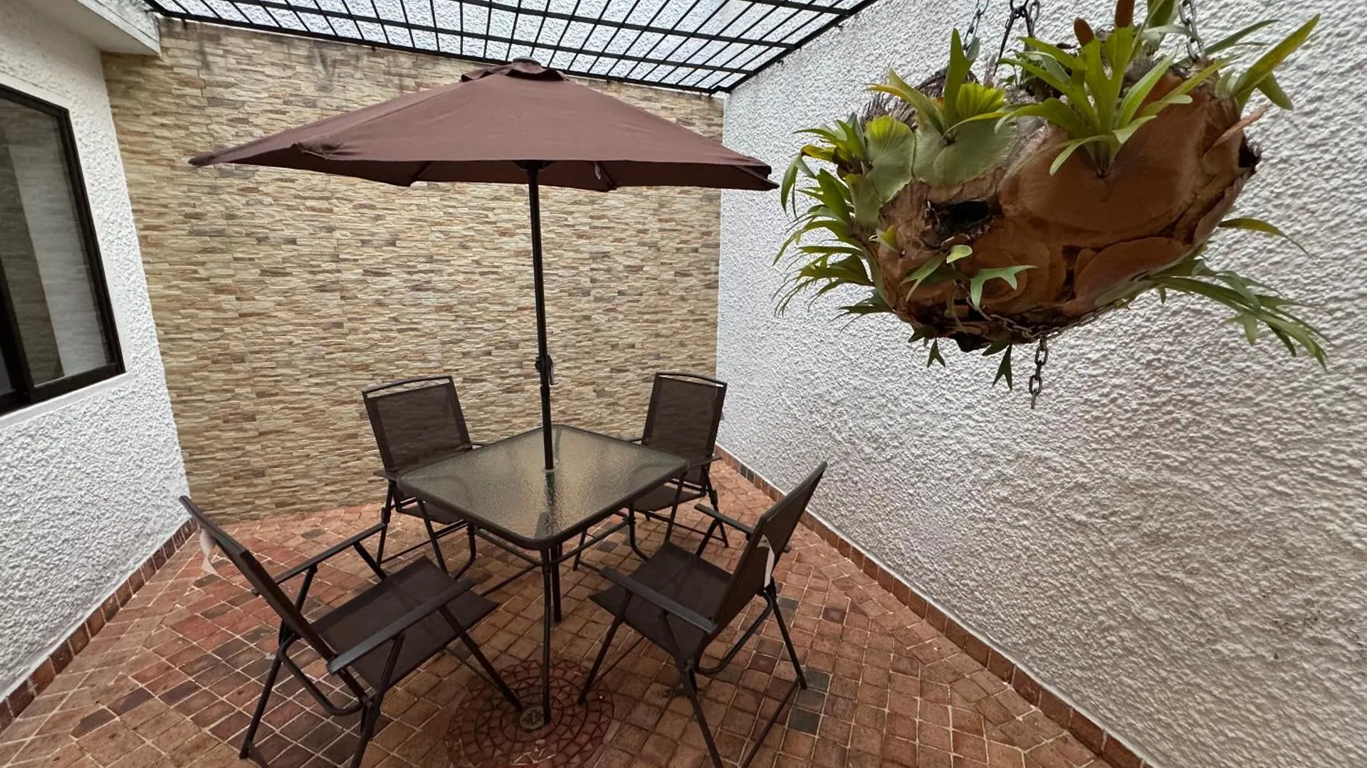Проживание в семье Casa Serene - Habitacion Brisa Медельин
